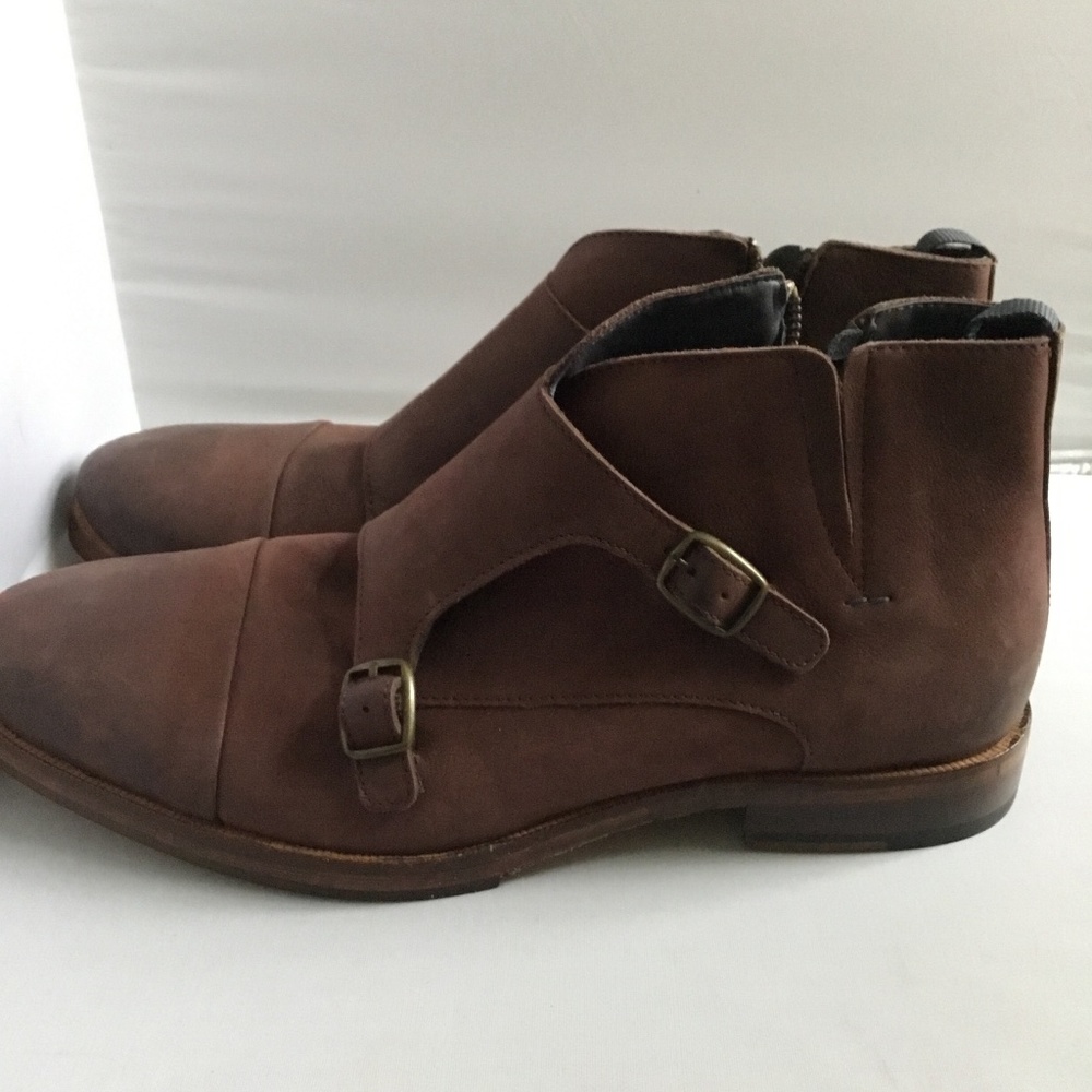 DRESS-UP SHOES FOR MEN. - Picture 2 of 9